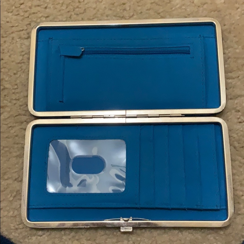 Wallet - Picture 2 of 4